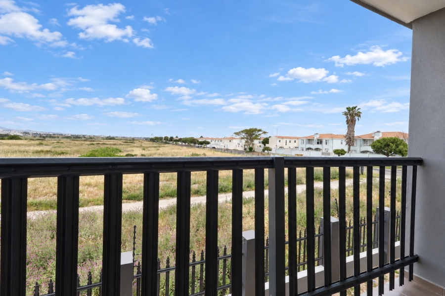 3 Bedroom Property for Sale in Parklands Western Cape